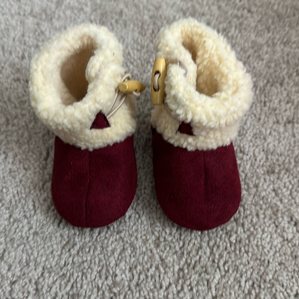 Girls shoes